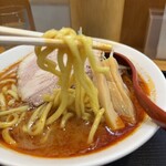 331023627 - むっちりした丸く黄色い中太ストレート麺
