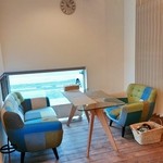 Cafe 日和 - テーブル席