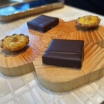 ベージュ アラン・デュカス 東京 - 