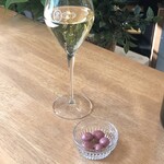 KIKO Wine and Chocolate - シャンパーニュとルビーチョコレートのセット