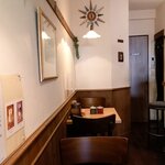 Spice Curry カリカリ - 先頭で入店できた。ちゃちゃっと写真を撮って。