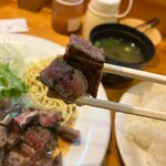 亜茶羅 - カットステーキ、にゅ〜〜ん！