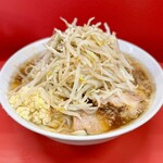 ラーメン二郎 - 料理写真:2025年11月26日10時30分頃 小ヤサイニンニクカラメ お弟子さんの麺上げ（総帥不在）