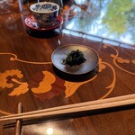 茶館きっかわ 嘉門亭 - 茶を淹れた後の茶葉を味わいます