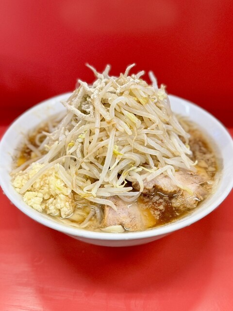 Ramen Jiro Mita honten, Tokyo, Japan