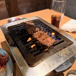 焼肉一心たん助 旦 - 