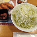 とんかつ大宝 - 千切りキャベツ