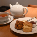 お茶とお菓子まやんち - 