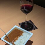 北新地 焼肉 はま正 - ワインにも合います