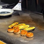 大阪鉄板焼き 神戸牛ステーキ Zin - 