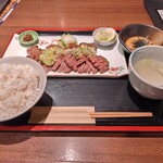 牛たん焼き 仙台辺見 天王寺ミオ店 - 