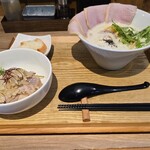 フレンチラーメンの店 MATOYA - 料理写真: