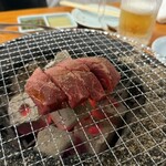 炭火焼肉・ホルモン モツの関ちゃん - 