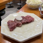 炭火焼肉・ホルモン モツの関ちゃん - 