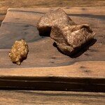 梅田お初天神大人の神戸牛焼肉 - タンコンフィ　あけがらしで