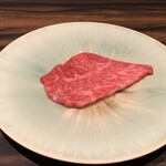 梅田お初天神大人の神戸牛焼肉 - ハネシタロース（但馬玄）　ポン酢で