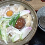 角勢 - 料理写真:鍋焼きうどん（900円）