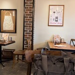 バリサイ カフェ - 店内