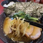 家系総本山 吉村家 - 