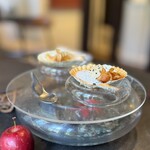 LAINE INAMURAGASAKI - しまなみ海道とオウギ貝 美しい虹色をした貝と菊芋のチップス