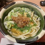 杵屋 - 九条ねぎの牛あんかけうどん