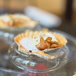 LAINE INAMURAGASAKI - しまなみ海道とオウギ貝 美しい虹色をした貝と菊芋のチップス