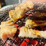 炭火焼肉ホルモン うらら - シャ〜ガー♪