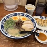 博多らーめん ShinShin - 