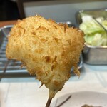 鈴屋 - かつ、にゅ〜〜ん！　※結構デカい　※衣も厚め