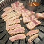 熟成肉専門店 ヨプの王豚塩焼 - 