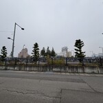 ペペキッチン  - 店から弘前駅を見るとこんな感じ