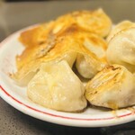 東京ギョーザスタンド ウーロン - 