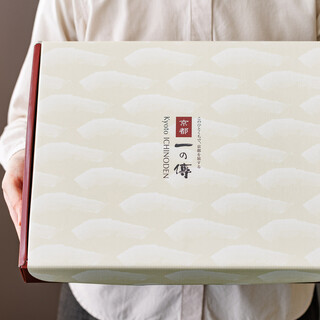 【ショップ】贈答品は化粧箱にいれてお届け