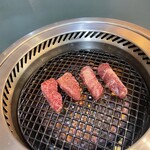 焼肉井とう - 厚さがあってこれも美味しい！