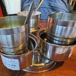 エリックサウスマサラダイナー - ウールガイと青唐辛子