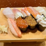 中鮨 - 上鮨 ＋ たち握り