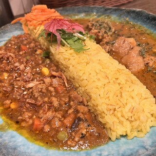 スパイシーカリーハウス半月_0