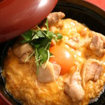 Torishou Takehashi - 名物親子丼！トロトロの卵が絶品。