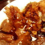 四季 - 四季　峰半はソースを掛けて