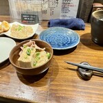 炭火やきとりと家庭創作料理 にこいち - 最初のセット、おばんざい3点で1000円也