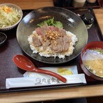 肉屋食堂 - 料理写真: