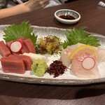 民芸酒房 牧水 - マグロと鯛の刺身