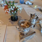 ボーセジュール - テーブル