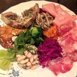 Cucizucche il bar - おまかせ前菜の盛り合わせ