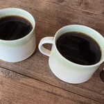 森森舎 - ラオスとミャンマー　スッキリおいしいけど、ラオスの方が好き　このカップも店主さん手作り　薄くて、こんなの作れるなんて...