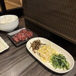 焼肉わきた - ナムルはご飯もお肉も進むお味