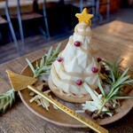 森森舎 - クリスマスツリーのモンブラン　本体は和栗ムース　ツリーのモールみたいなのがモンブラン