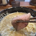 麺屋 とり仁 - レアチャーシュー