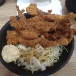 皆様居酒屋 大山ゴールデン - せせりの唐揚げ