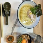 中華蕎麦 采ノ芽 - 